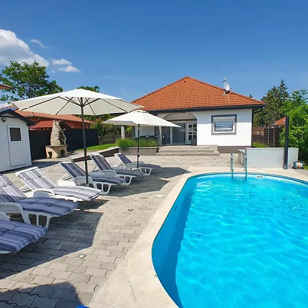 Вилла Maxi Mit Pool - Biro Tours Nr 72